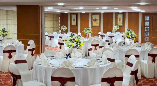 City Seasons Hotel image 25