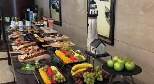 City Seasons Hotel image 40